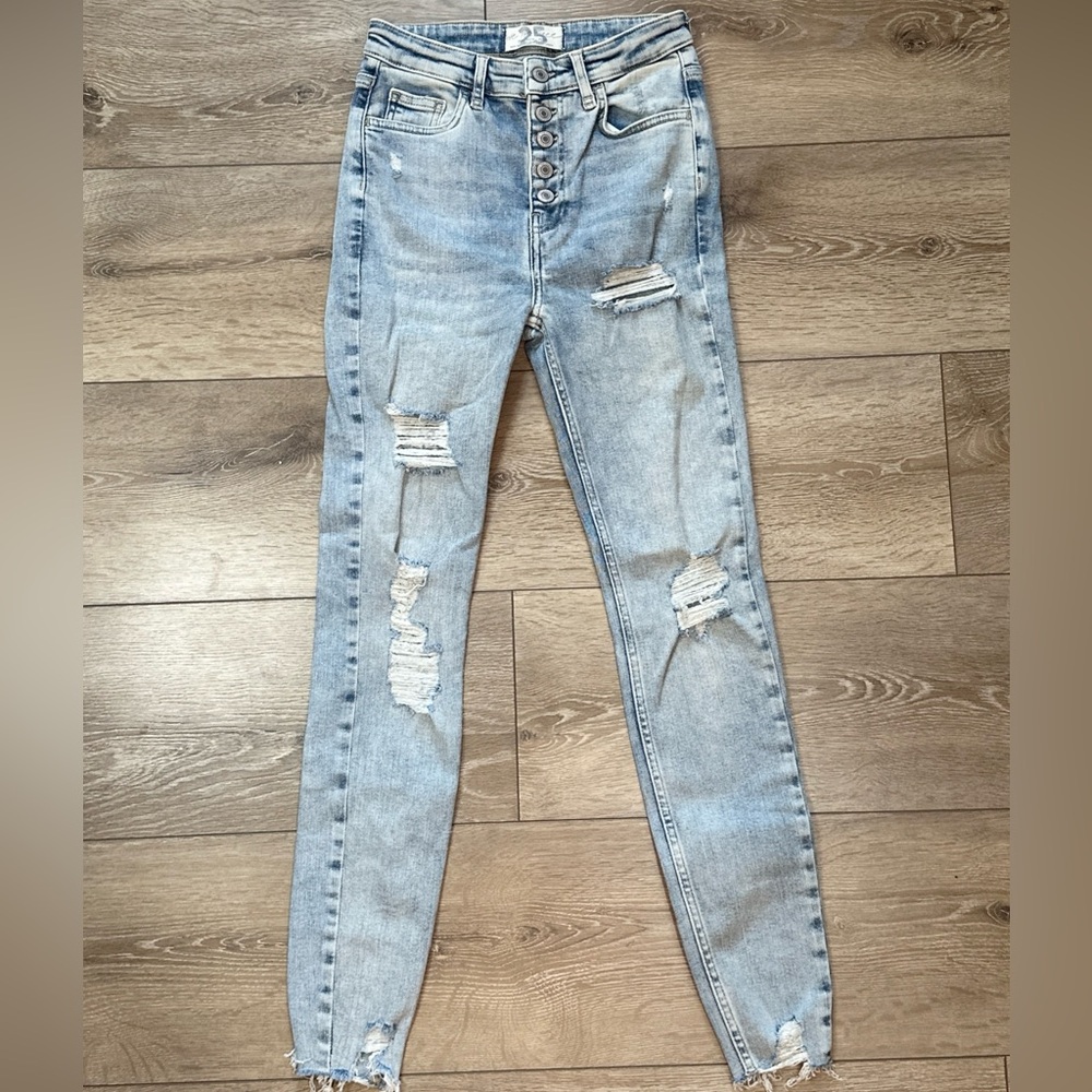 We The Free Sabrina High Rise Distressed Skinny Jeans Lightwash - Picture 2 of 12